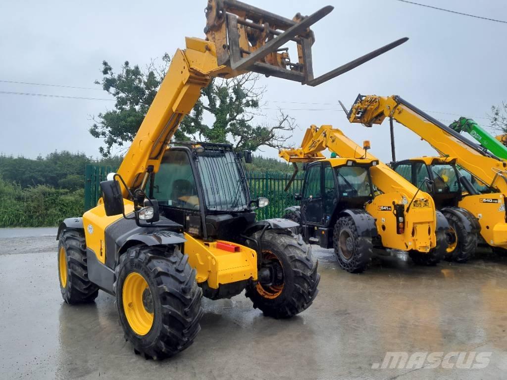JCB 541-70 Телескопічний навантажувач