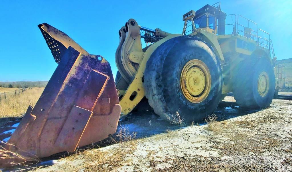 CAT 994 Фронтальні навантажувачі