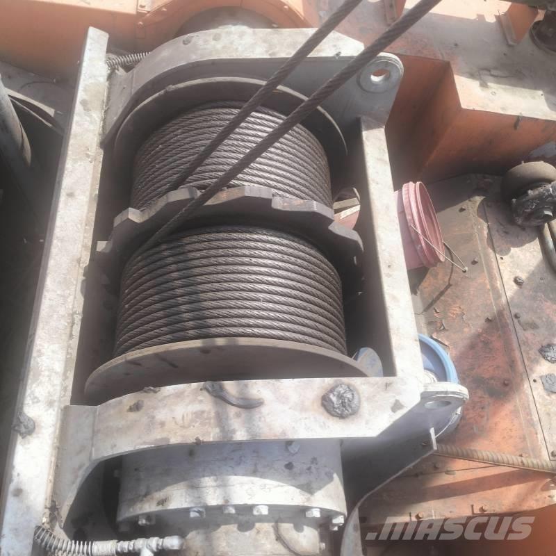 Hitachi KH 1000 Гусеничні крани