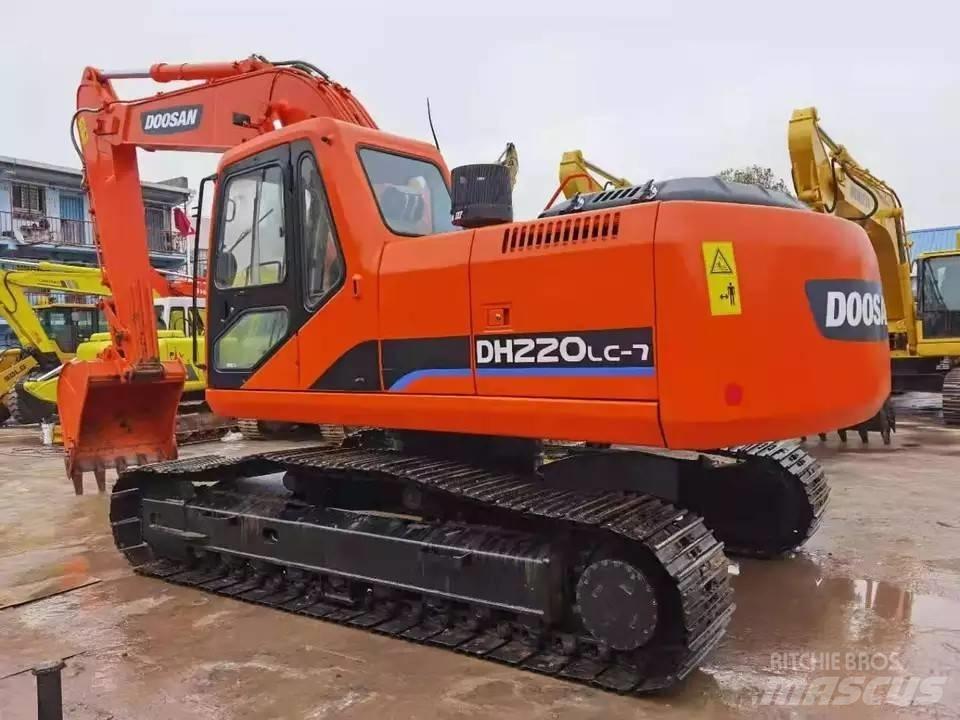 Doosan DH 220 Гусеничні екскаватори