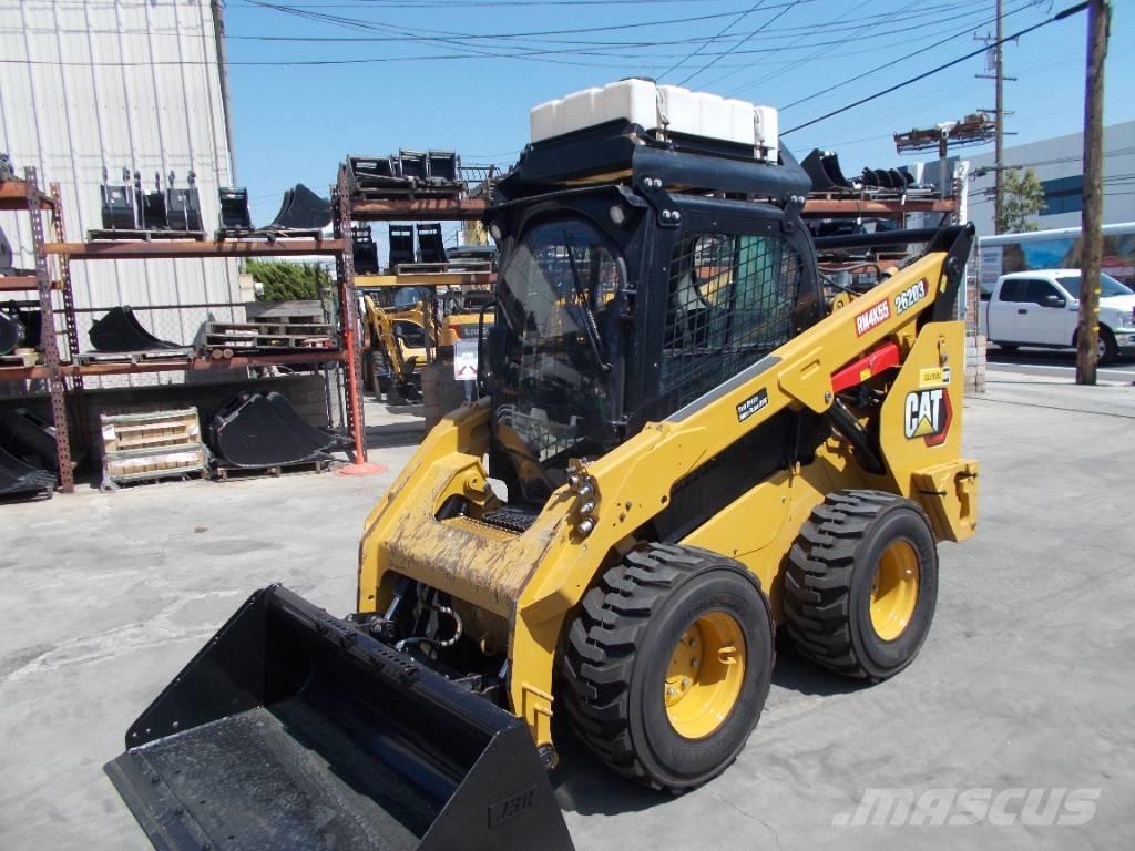 CAT 262D3 Міні-навантажувачі