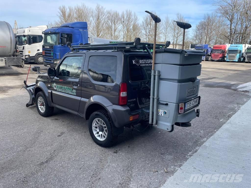 Suzuki Jimny Автомобілі