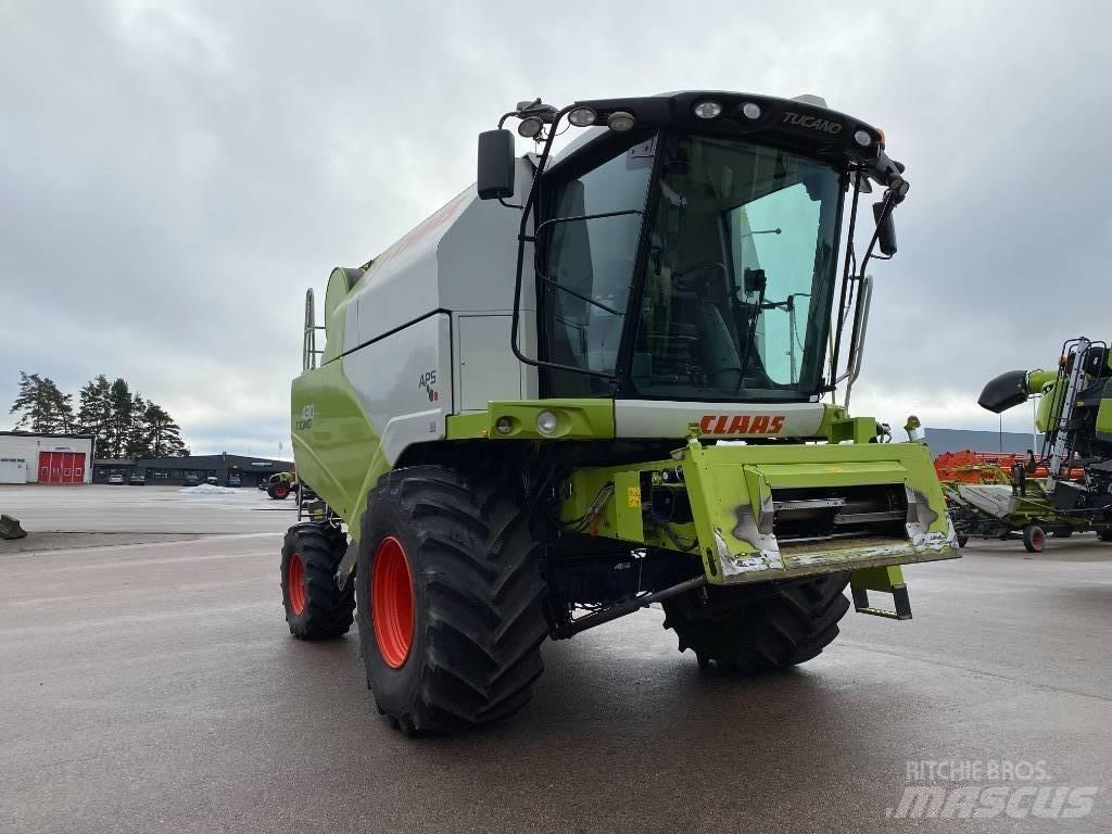 CLAAS Tucano 430 Зернозбиральні комбайни