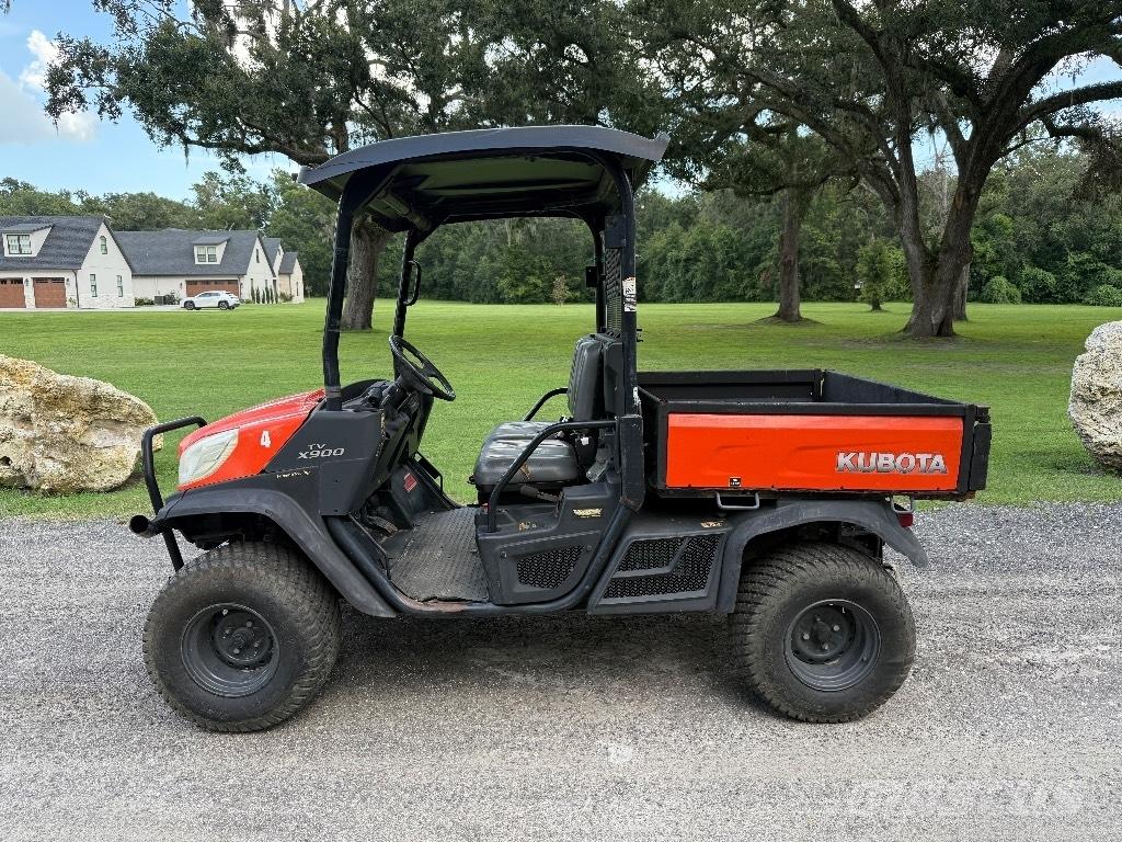 Kubota X900 Підсобні машини