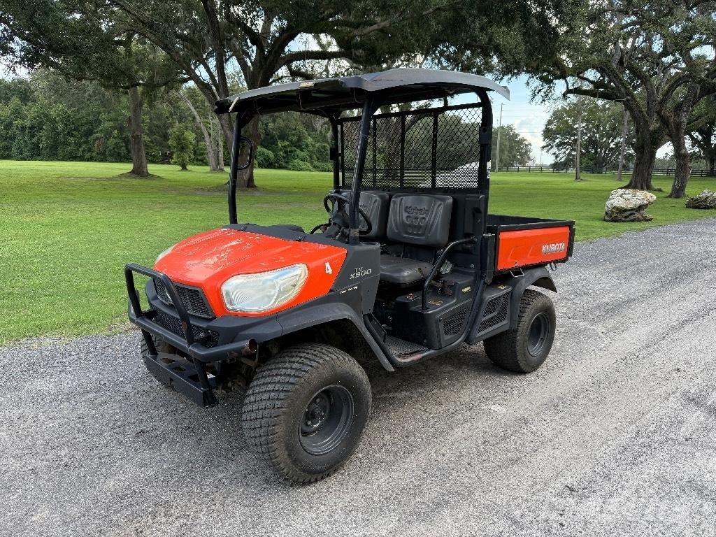 Kubota X900 Підсобні машини