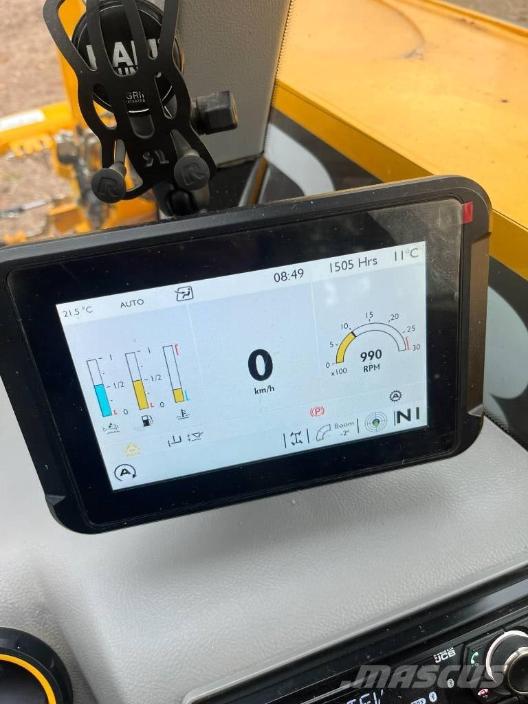 JCB Agri Xtra 542-70 Фронтальні навантажувачі та екскаватори