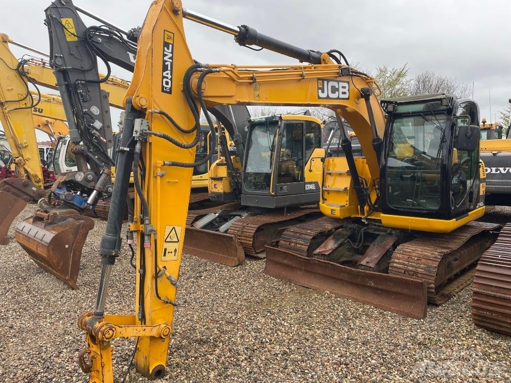 JCB JZ140LC Гусеничні екскаватори
