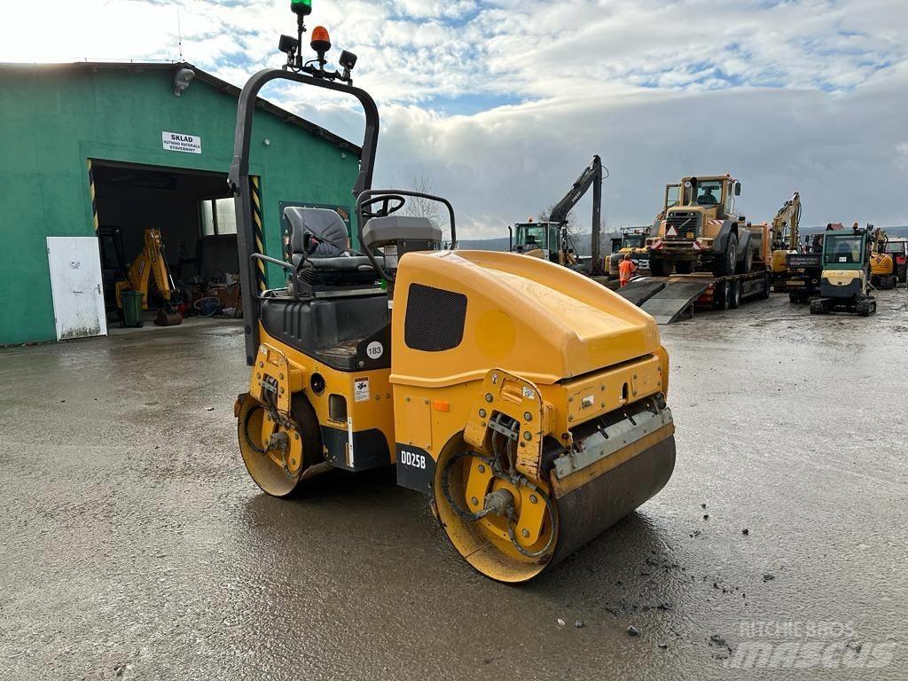 Volvo DD 25 B Котки тротуарні