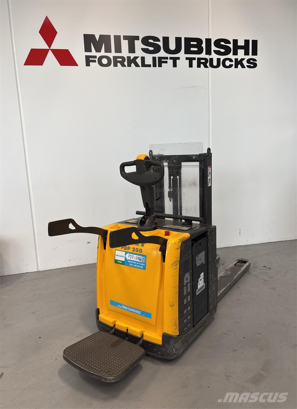 Atlet PDP200 Самохідні електроштабелери