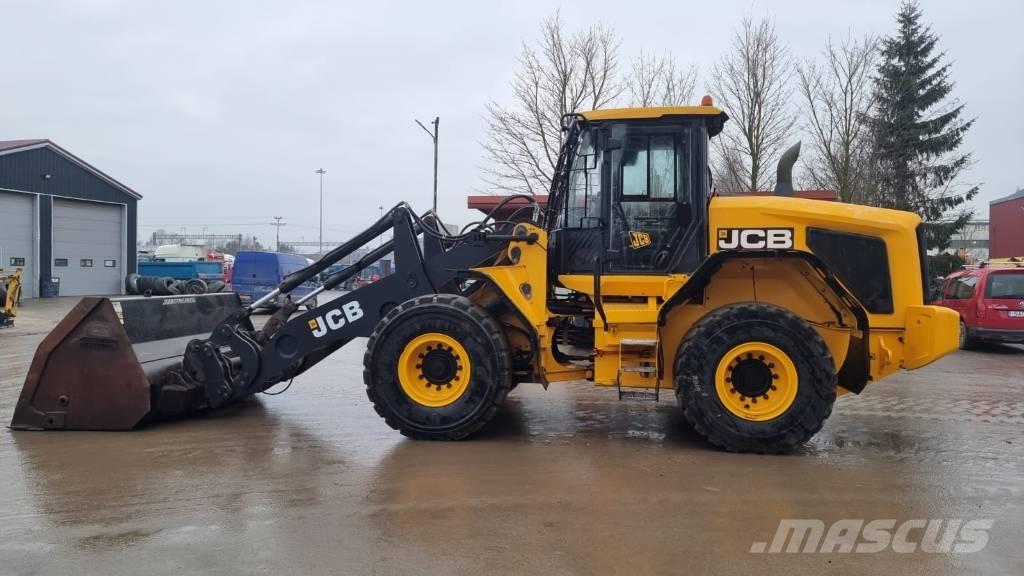JCB 437 HT Фронтальні навантажувачі