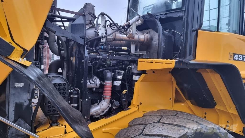 JCB 437 HT Фронтальні навантажувачі