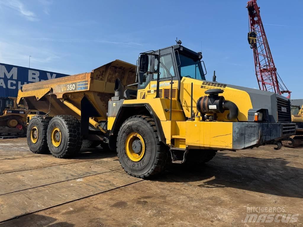 Komatsu HM 350-2 Зчленовані самоскиди