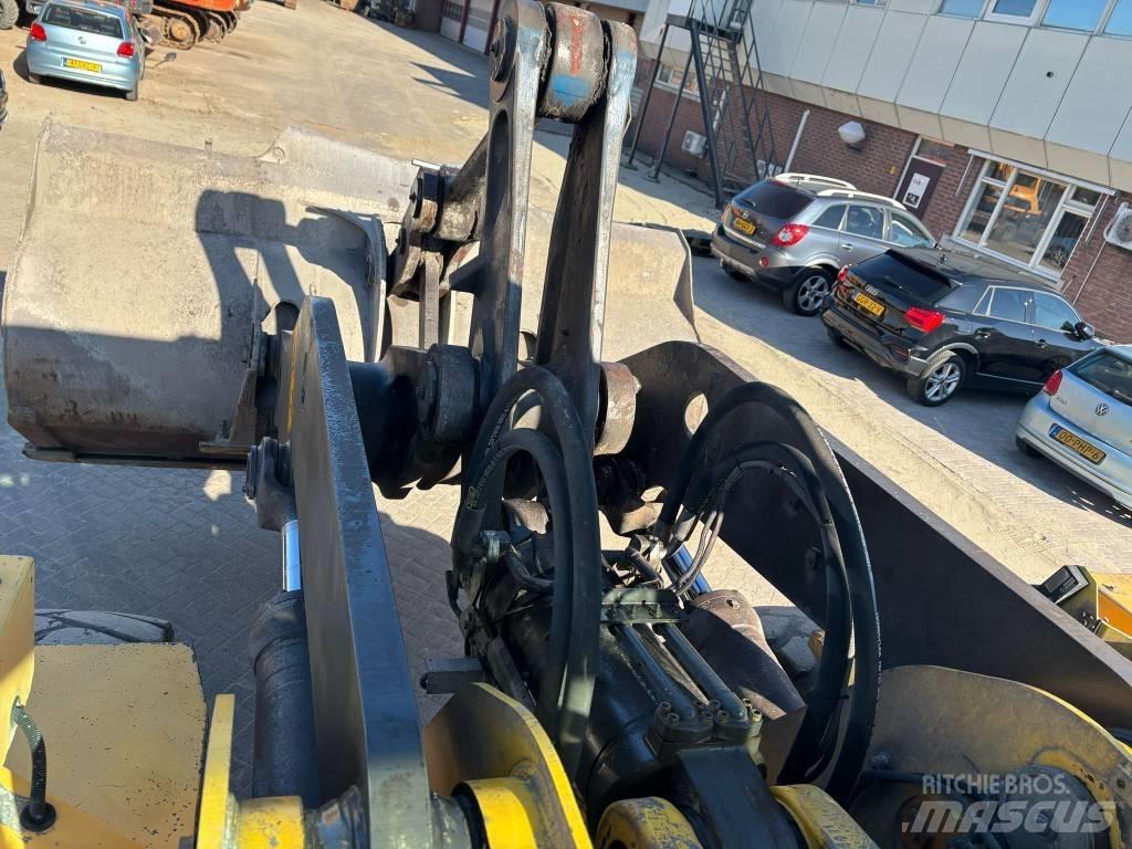 Volvo L 150 E Фронтальні навантажувачі