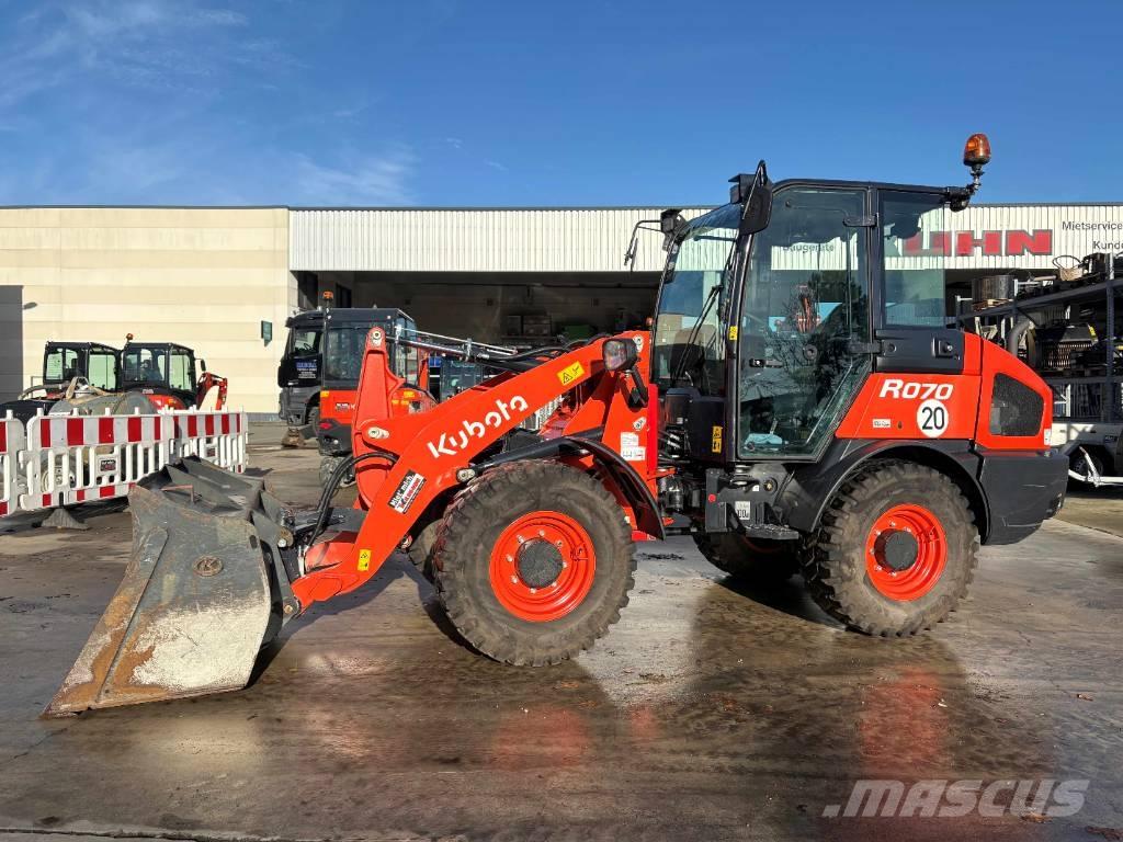 Kubota R 070 Фронтальні навантажувачі