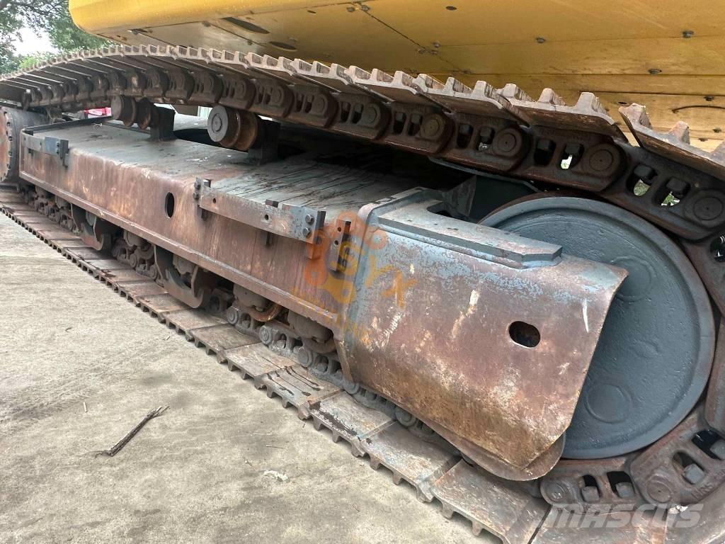 Komatsu PC 450 LC-8 Гусеничні екскаватори