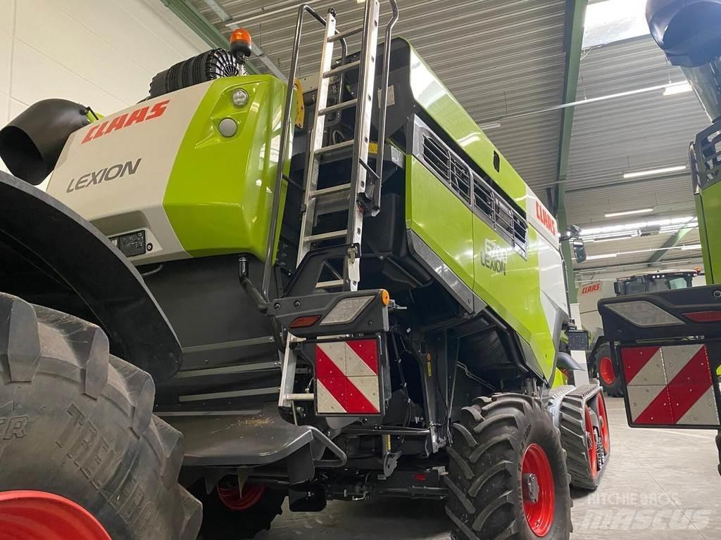 CLAAS 6700TT 4WD Зернозбиральні комбайни