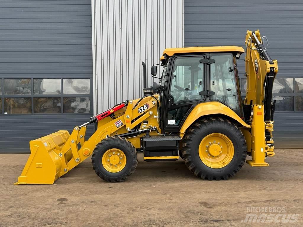 CAT 424 - 4WD / AC Екскаватори-навантажувачі
