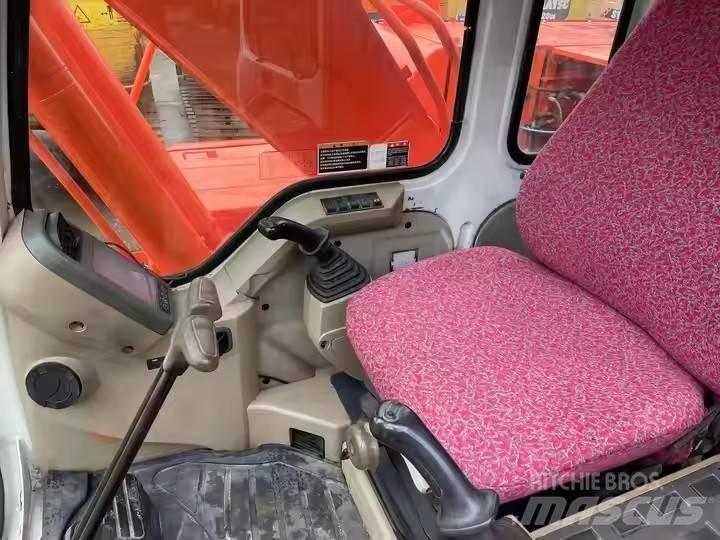 Doosan DH 150 LC-7 Гусеничні екскаватори