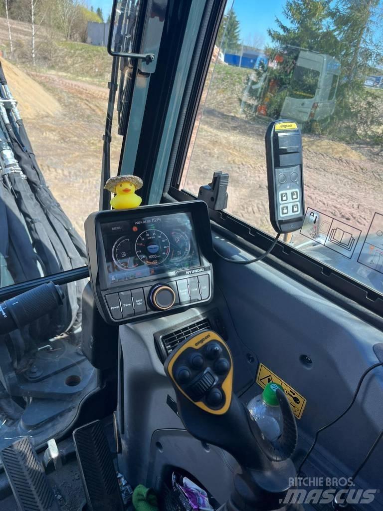 Hyundai HW 65 A Колісні екскаватори