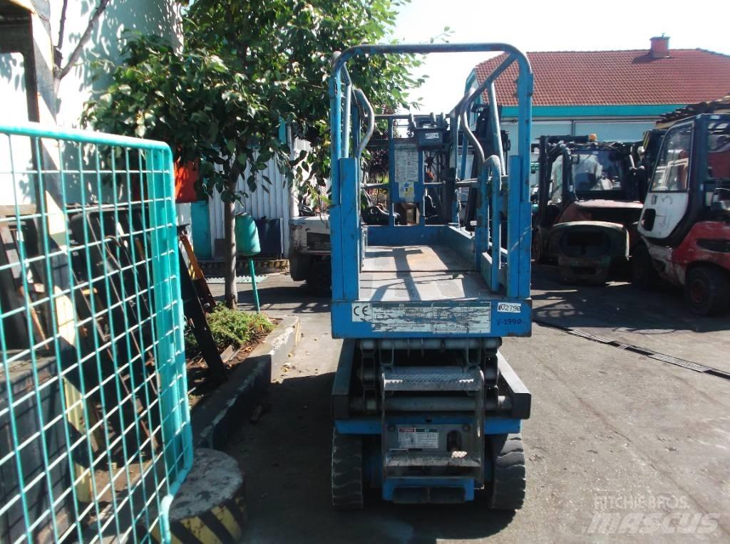 Genie GS 2032    V-2790 Вертикальні щоглові підйомники