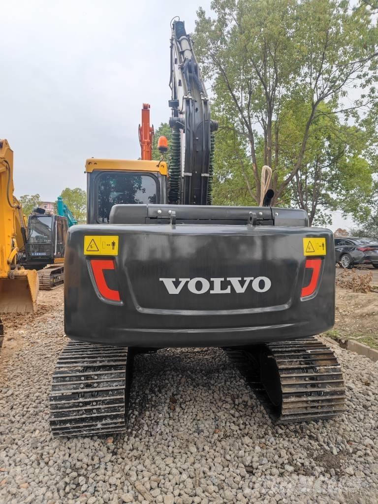 Volvo EC 140 DL Гусеничні екскаватори