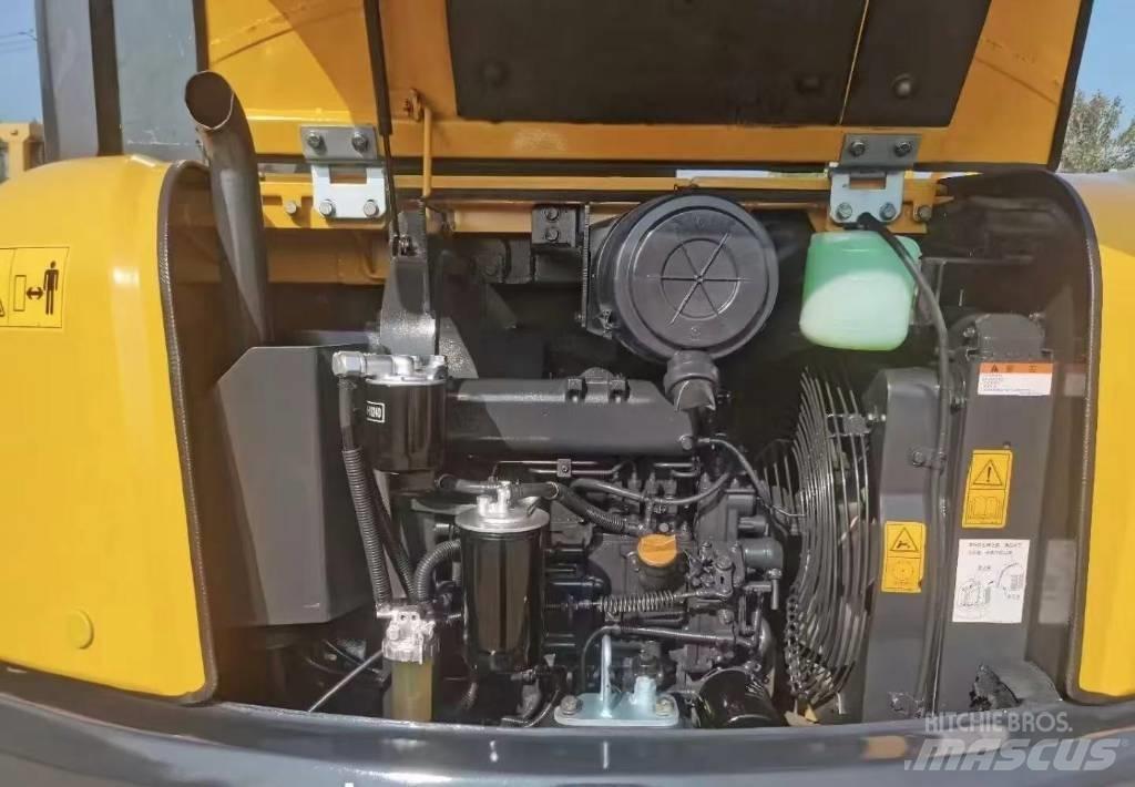 Komatsu PC 56 Міні-екскаватори < 7т