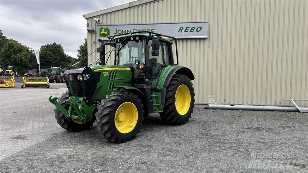 John Deere 6120M Трактори