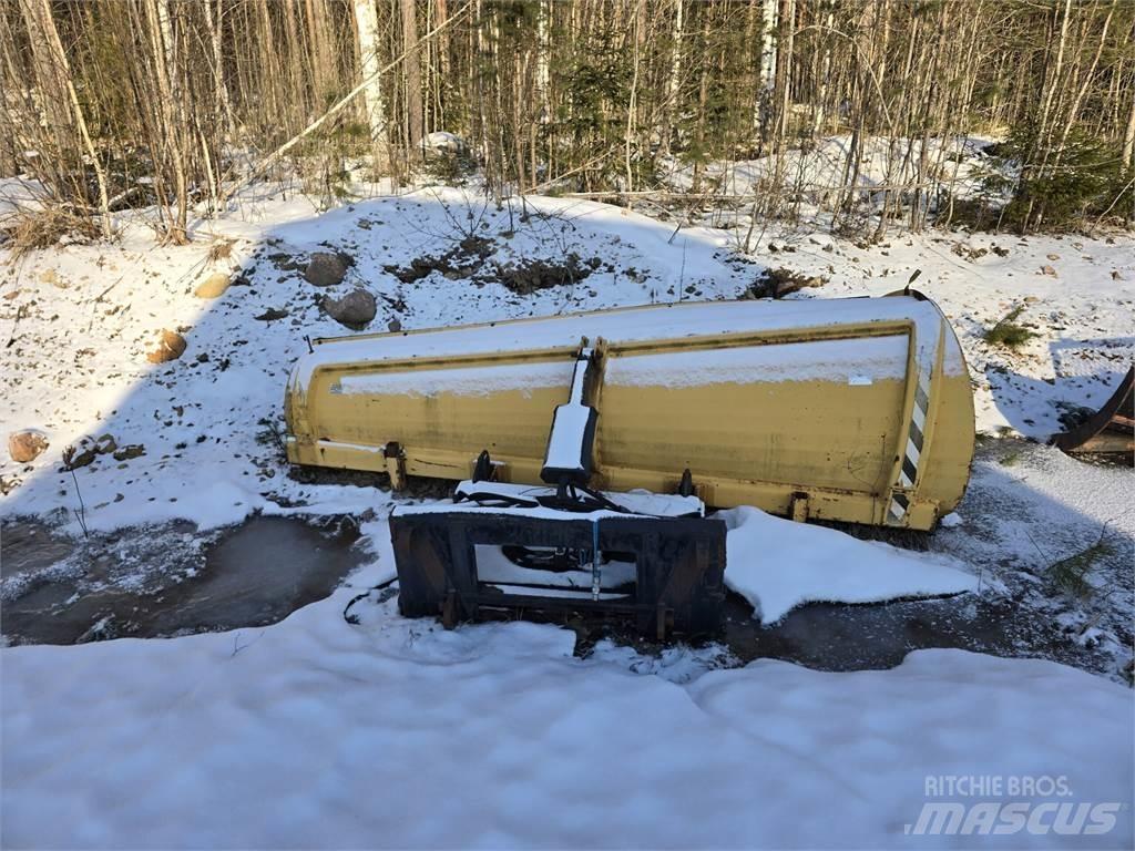 Rote 320 alueaura Снігоочищувальні ножі та плуги