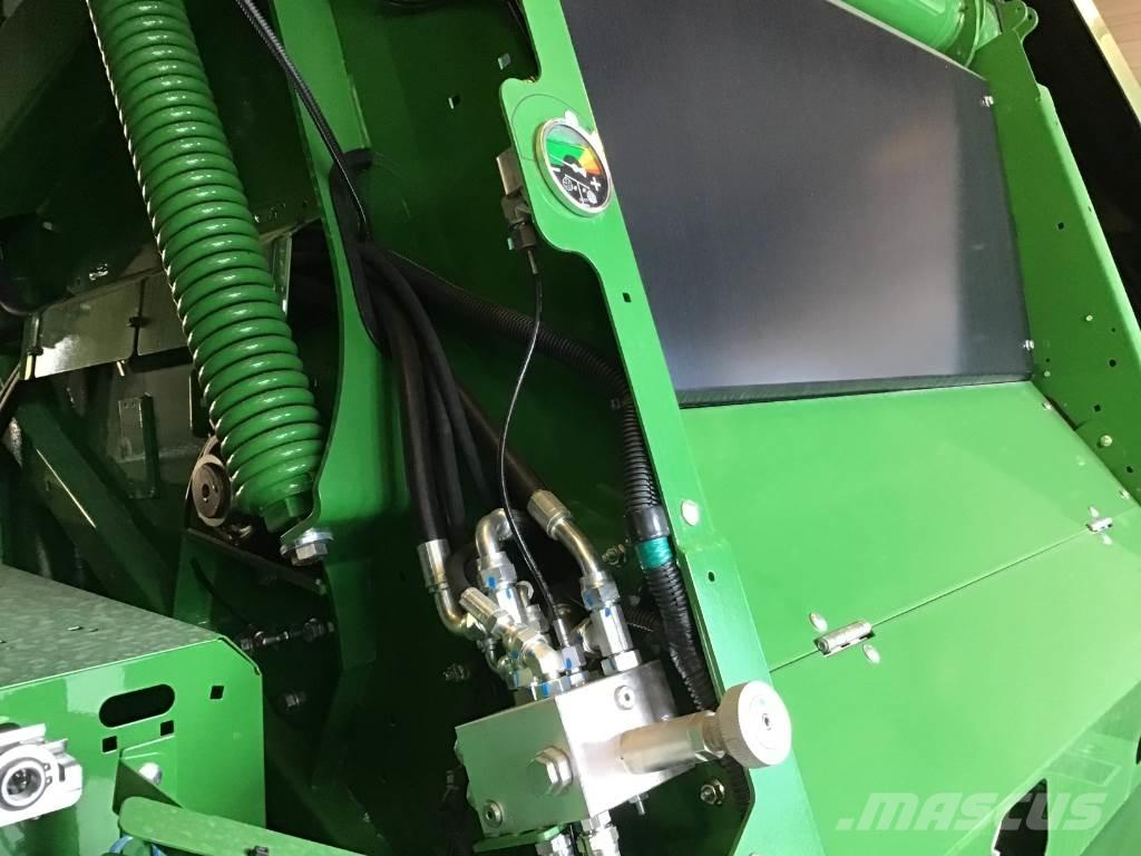 John Deere V461M Рулонні прес-підбирачі