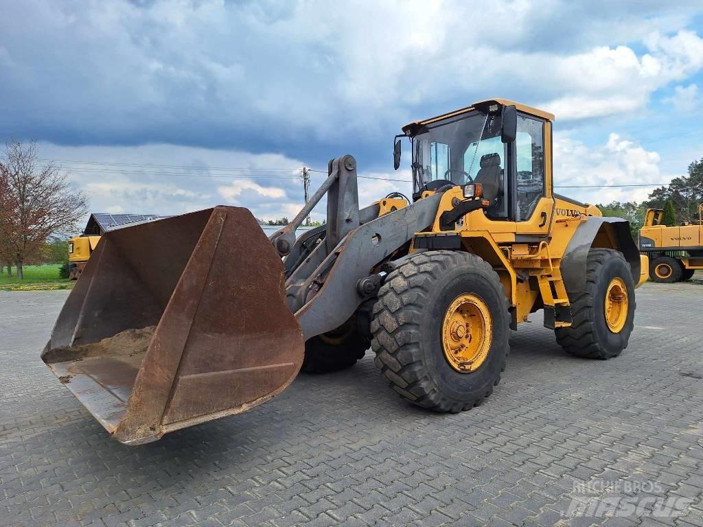 Volvo L 120 F Фронтальні навантажувачі