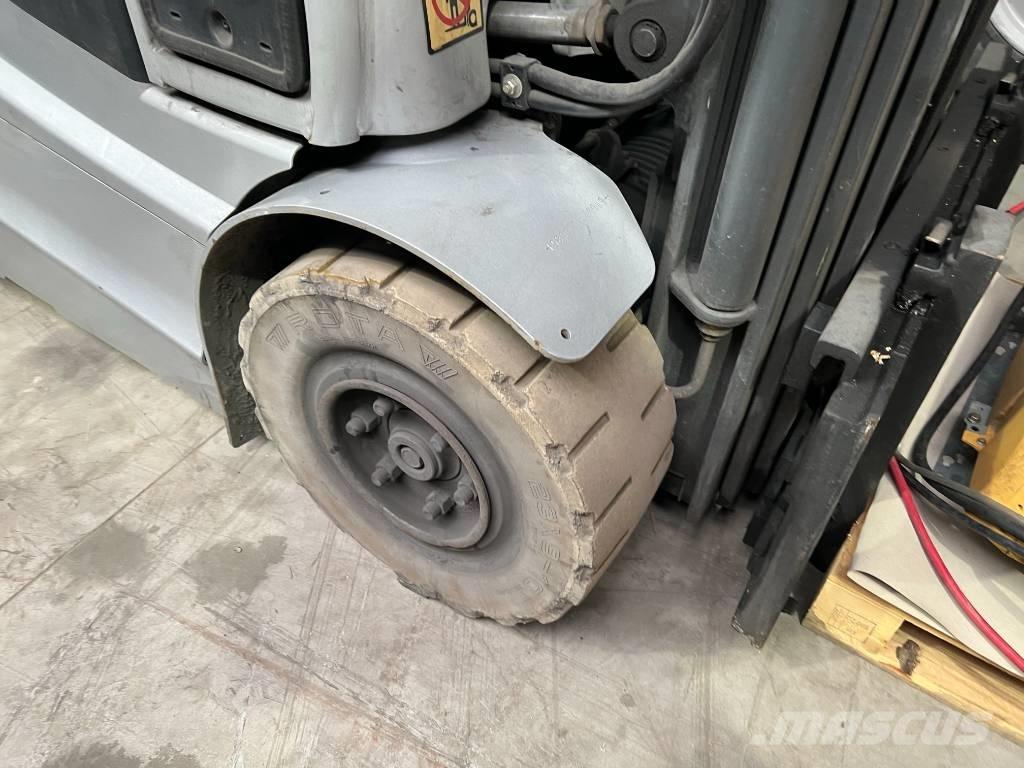 Still RX 60-25 Електронавантажувачі