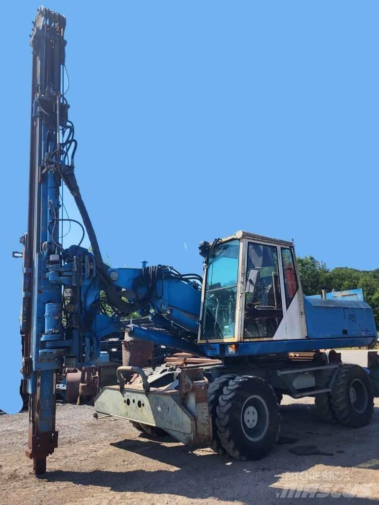 Sennebogen ZM19T Віброзанурювачі