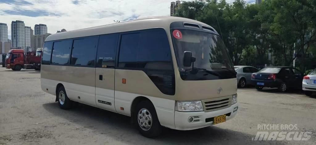 Toyota Coaster Bus Мікроавтобуси