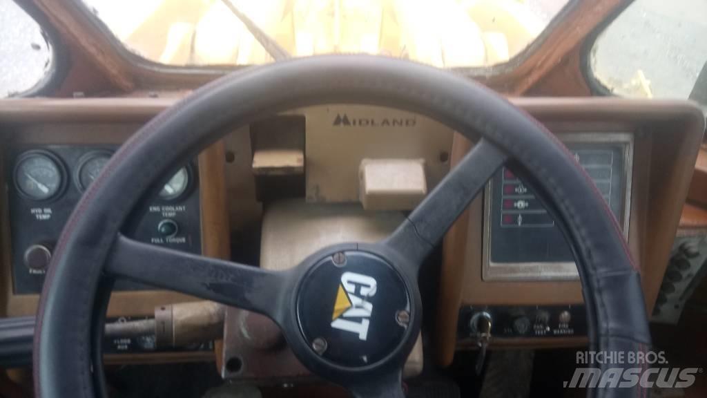 CAT 988B Фронтальні навантажувачі