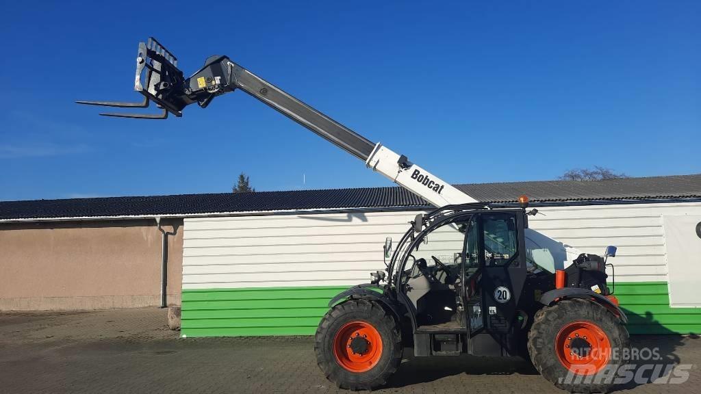 Bobcat TL 43.80 HF Телескопічні навантажувачі