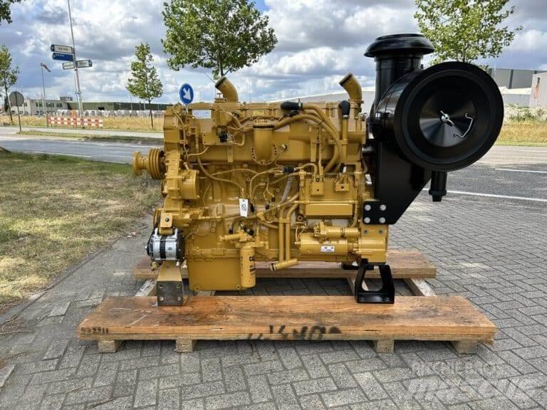 CAT C18 Двигуни