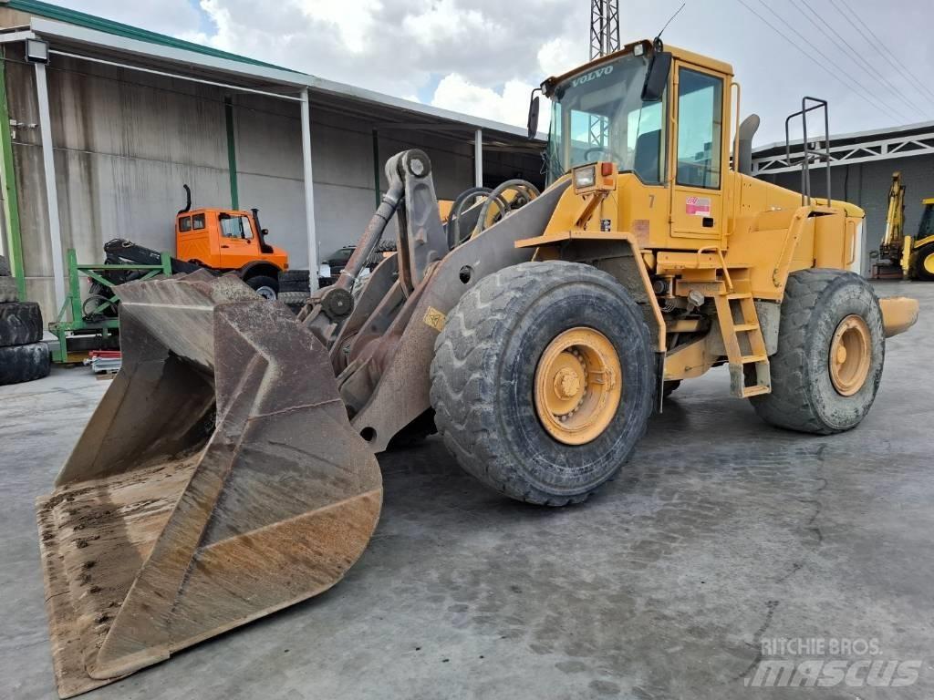 Volvo L 180 E Фронтальні навантажувачі