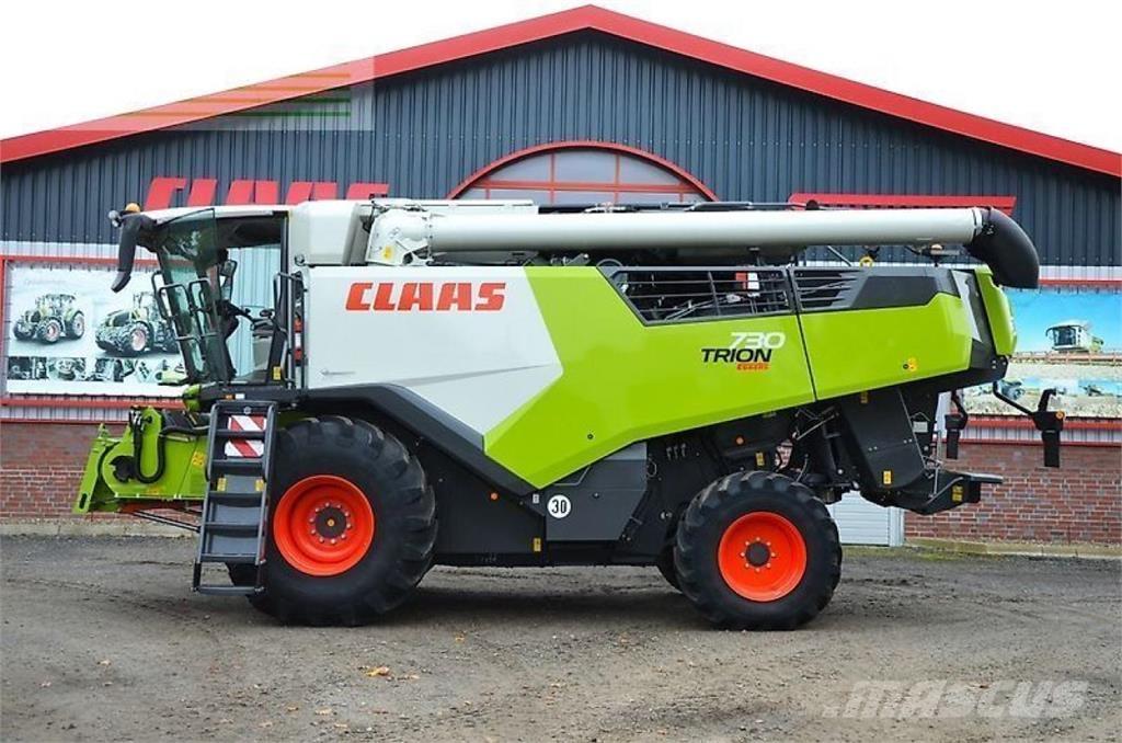 CLAAS trion 730 Зернозбиральні комбайни