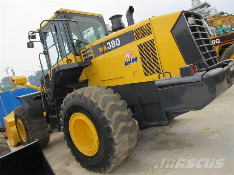 Komatsu WA 380 Фронтальні навантажувачі