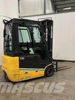 Unicarriers TX3-18L Електронавантажувачі