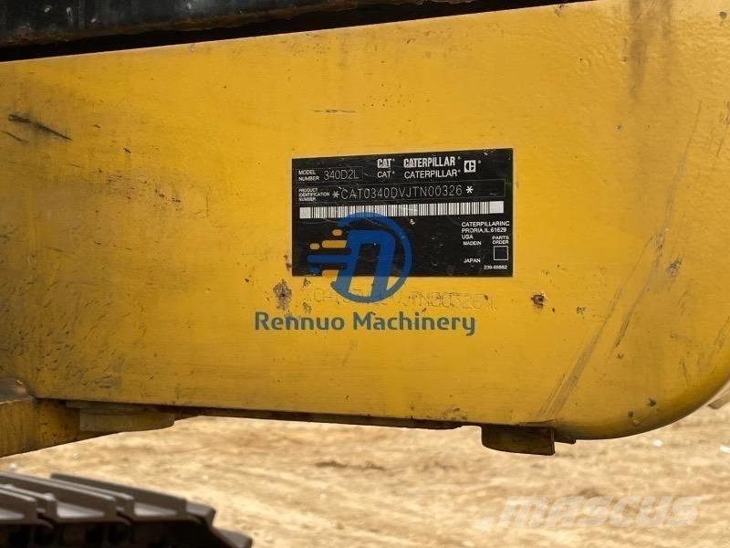 CAT 340D2L Гусеничні екскаватори