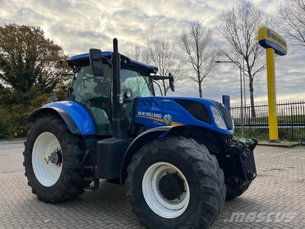 New Holland T 7.230 Трактори