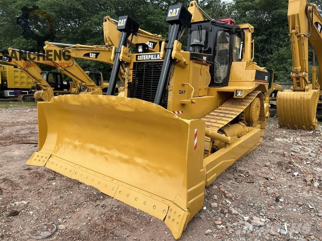 CAT D7R Гусеничні бульдозери