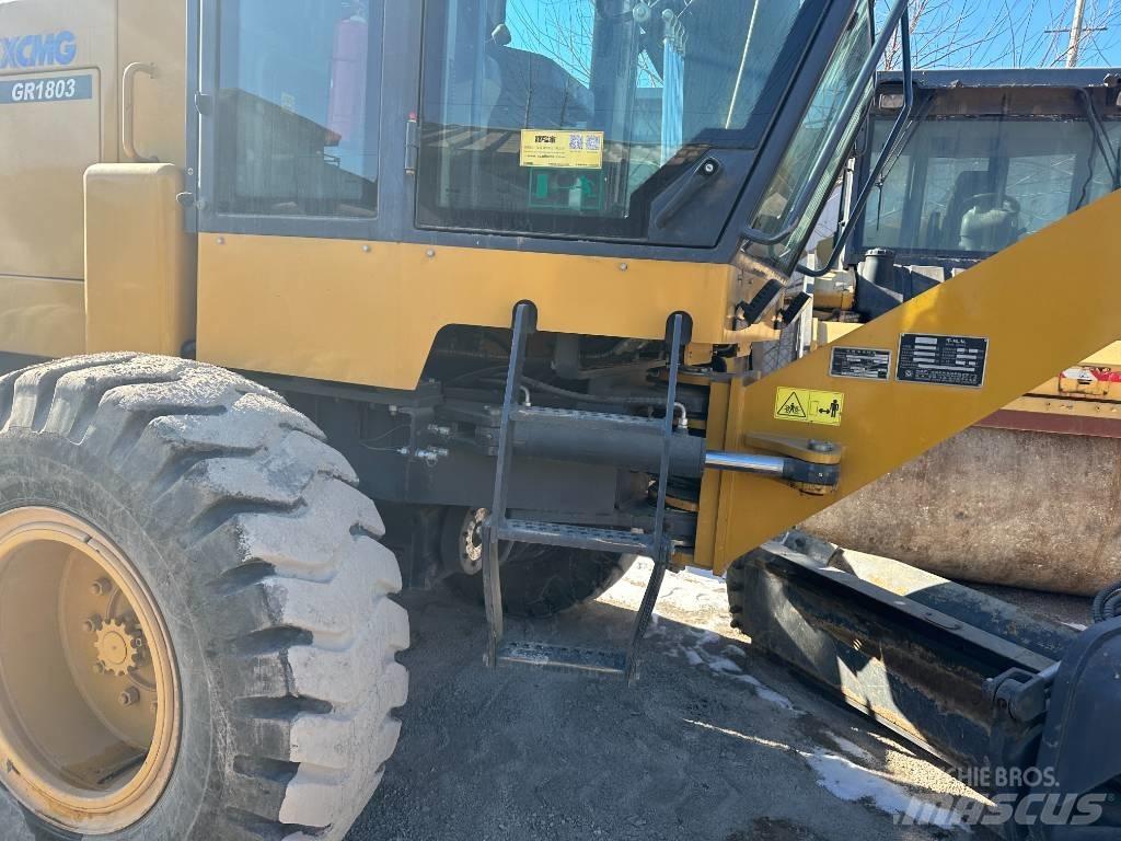 XCMG GR1803 Грейдери