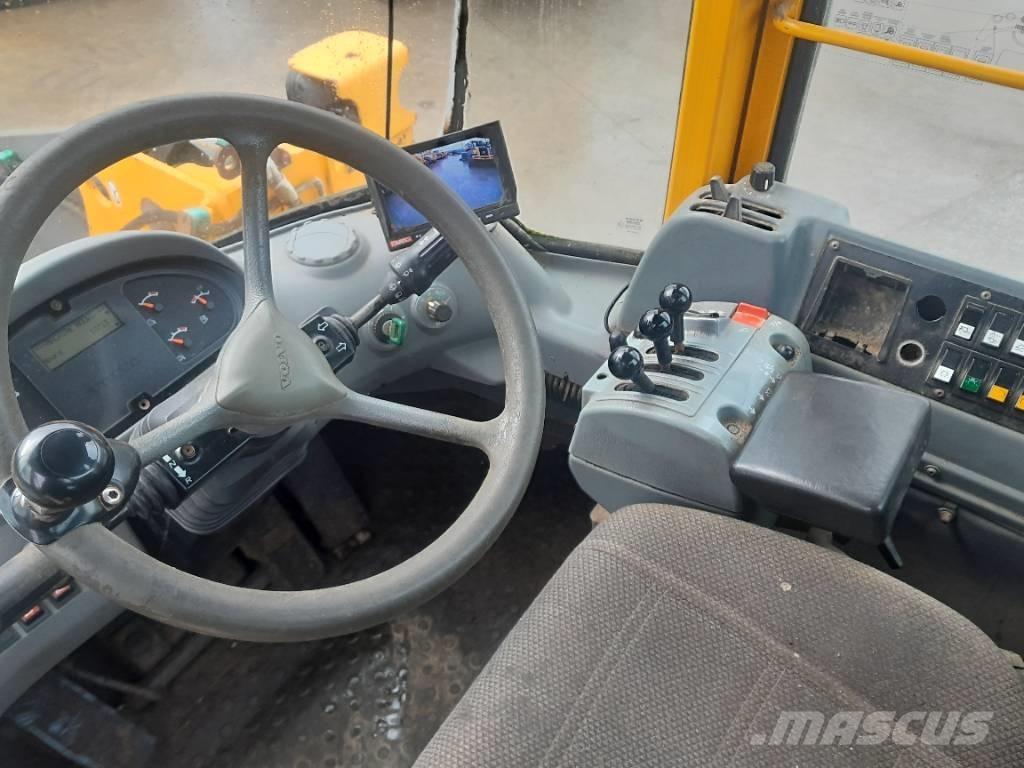 Volvo L 70 E Фронтальні навантажувачі