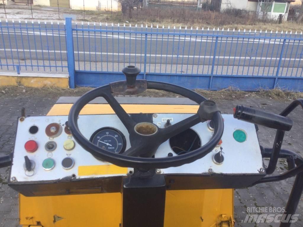 Dynapac CC 101 Котки тротуарні