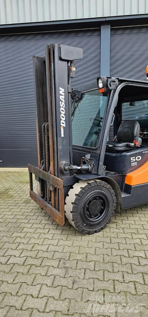 Doosan G50SC-5 Газові навантажувачі