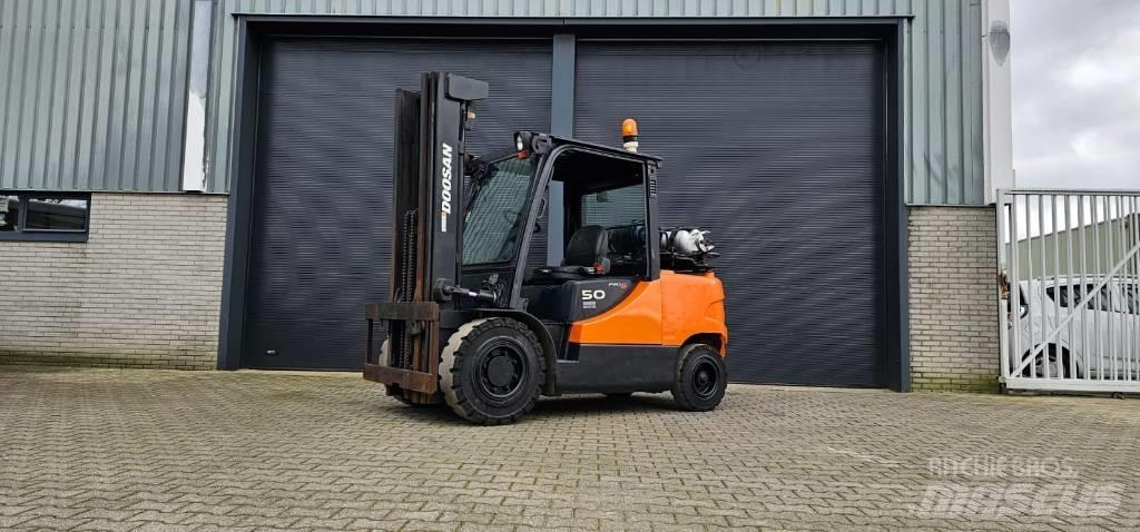 Doosan G50SC-5 Газові навантажувачі