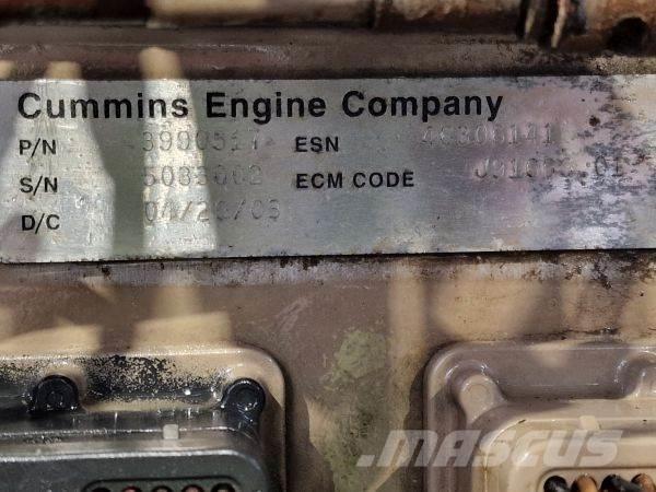 Cummins QSB5.9 Двигуни