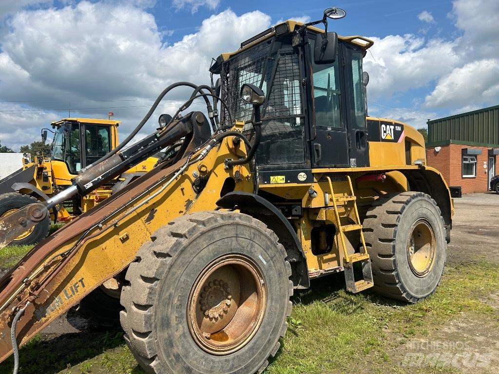 CAT 930H Фронтальні навантажувачі
